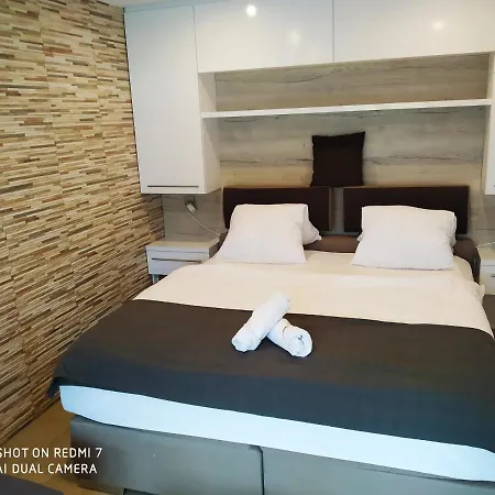 Guest house Relax Martina 3*